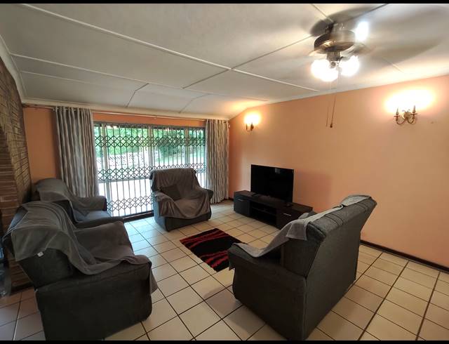 4 BEDROOM FREEHOLD FOR SALE IN FARNINGHAM RIDGE